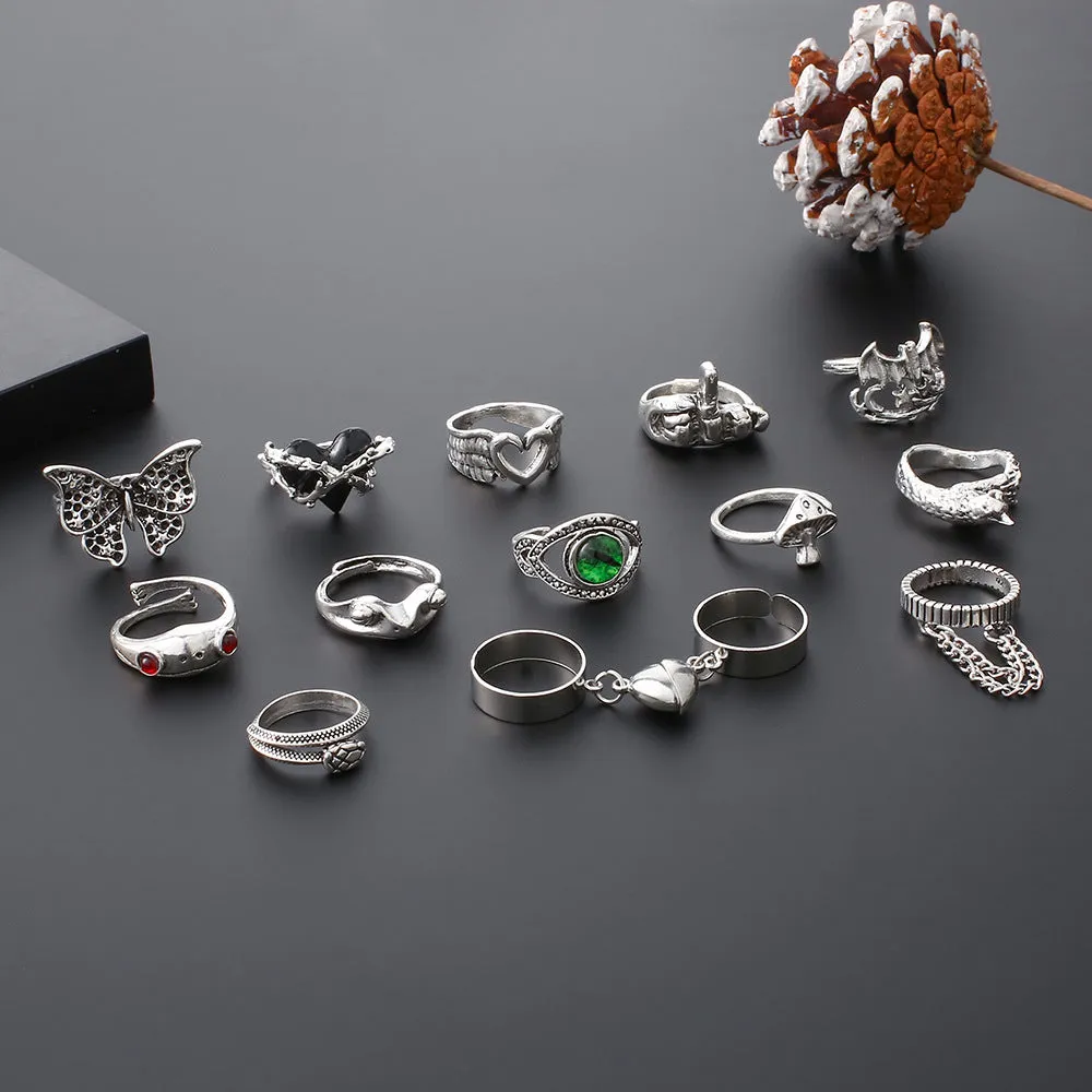 14 Pieces Animal Element Magnetic Heart-Shaped Rings with Stylish Design for Unisex