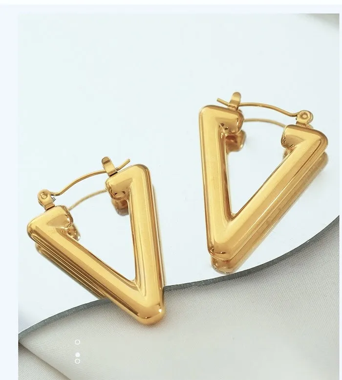 Chunky V-Shape Hoop Earrings