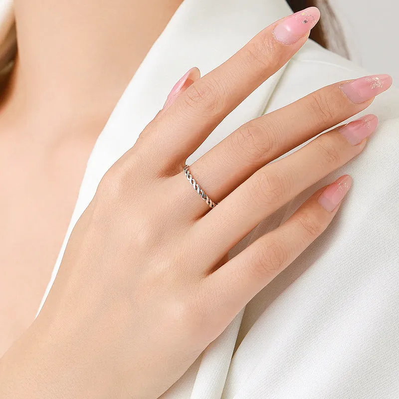 Delicate Sterling Silver Twisted Ring for Women - Fashionable and Minimalist Jewelry