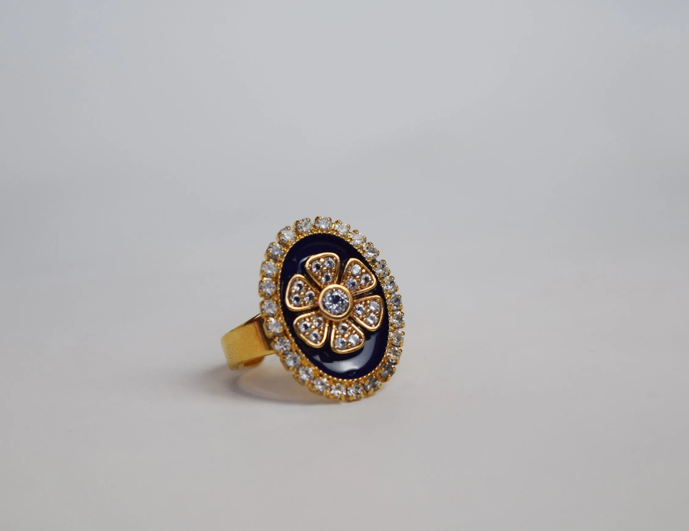 Faux "Enamel" ring with crystal halo - Flower