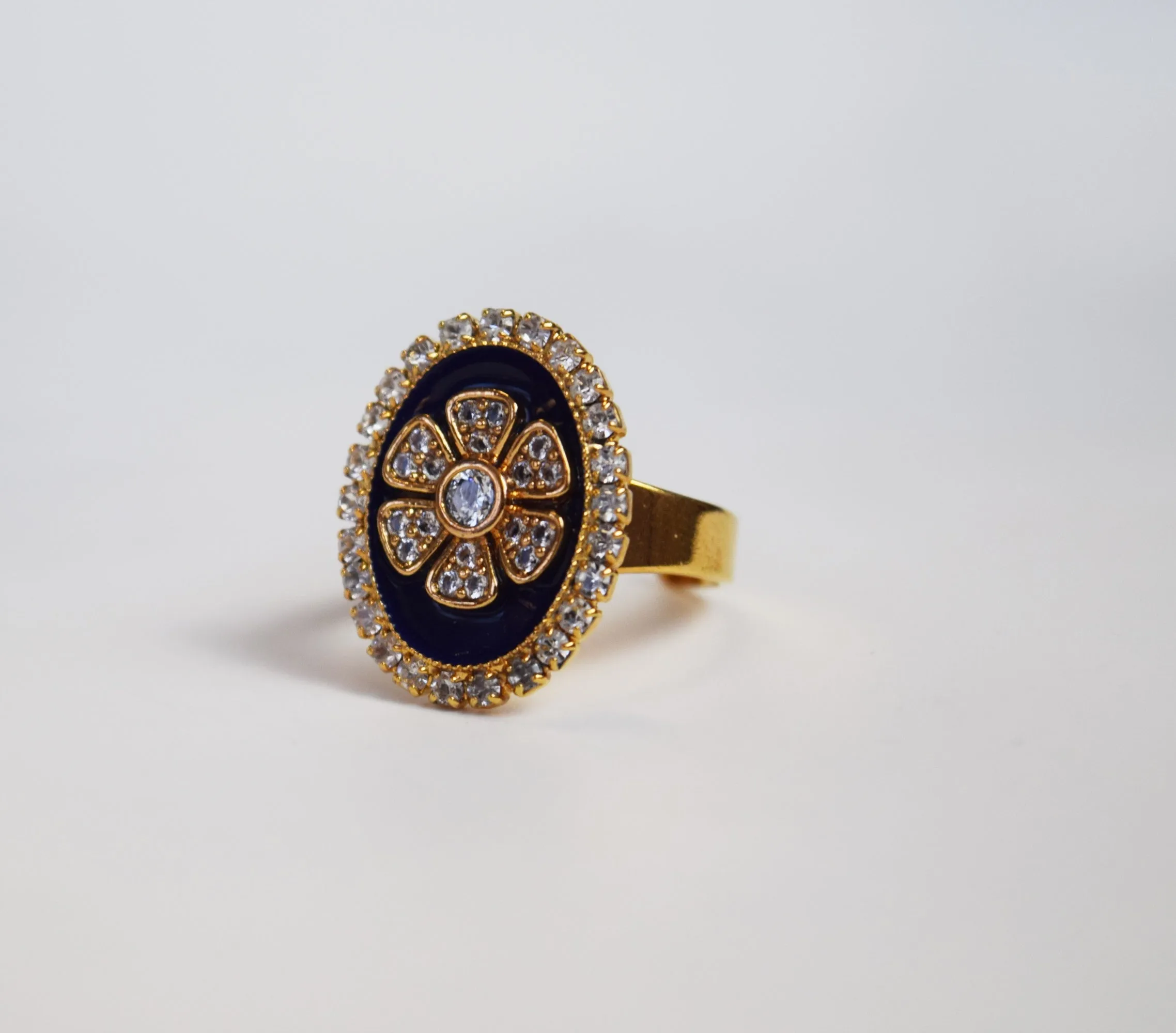 Faux "Enamel" ring with crystal halo - Flower