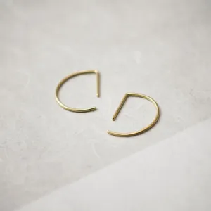 Line hoop earrings N°7 in silver or gold