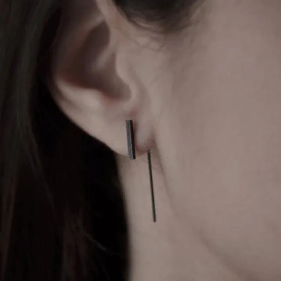 Minimalistic slim bar earrings N°11