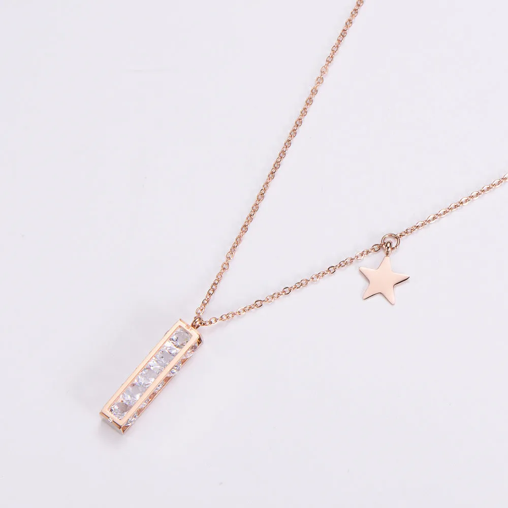 Natural Women Metal Chain Crown Stainless Steel Electroplating Pendants