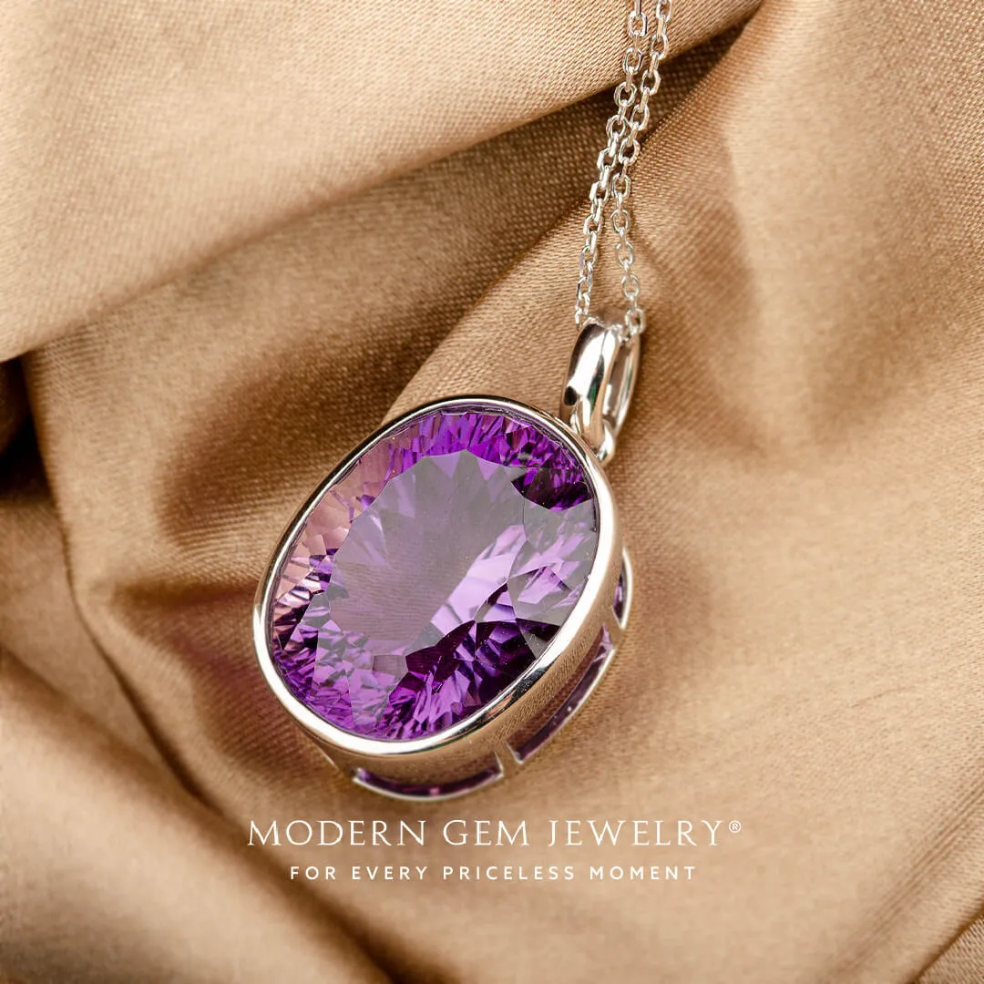 Occulus Regis Bezel Set Amethyst Necklace