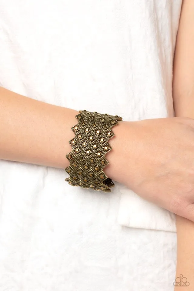 Paparazzi Bracelet ~ DECO in the Rough - Brass