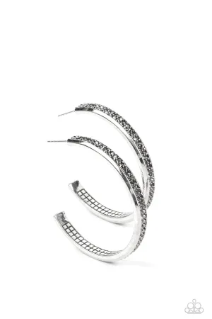 Paparazzi Flash Freeze - Silver Earrings