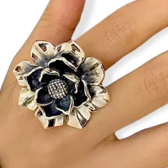 Silver Antique Flower Statement Ring